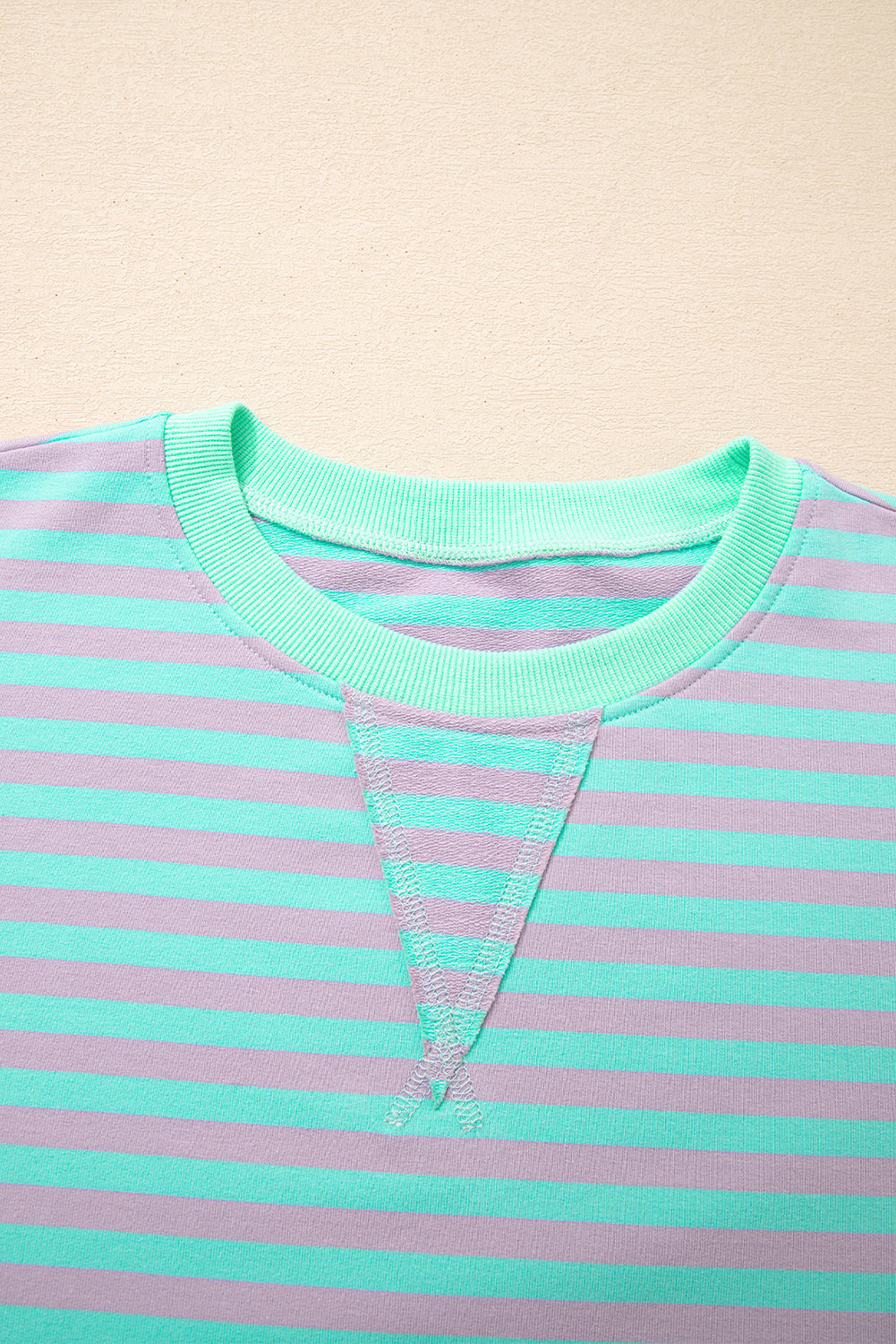 Stripe Reverse Seam Contrast Trim Sweatshirt