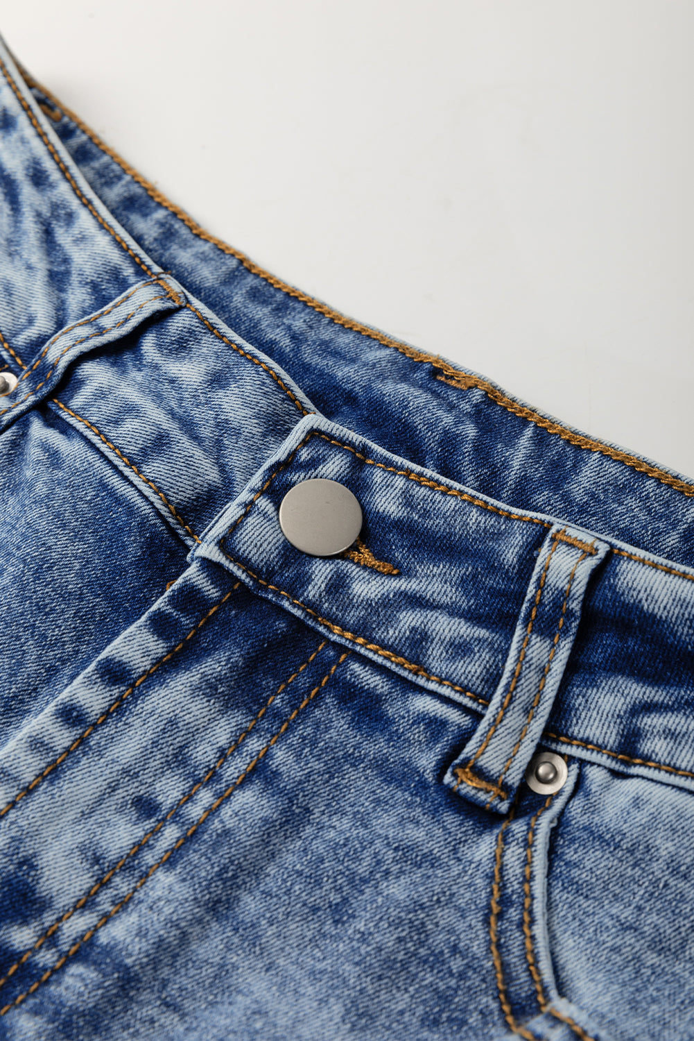 Denim Center Seam Cuffed Hem Straight High Waist Jeans