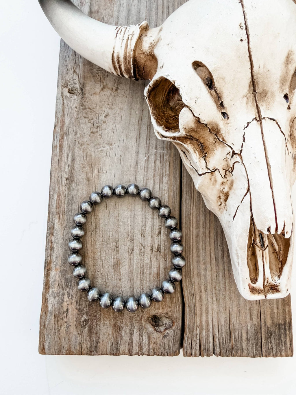 8mm Navajo Style Pearl Stretch Bracelet - Rooted & Reckless Co.