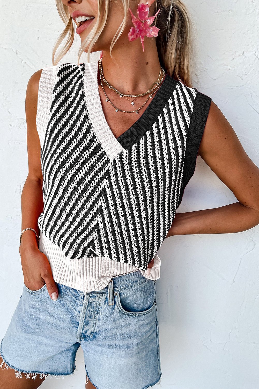 Chevron Contrast V-Neck Sleeveless Sweater Top - Rooted & Reckless Co.