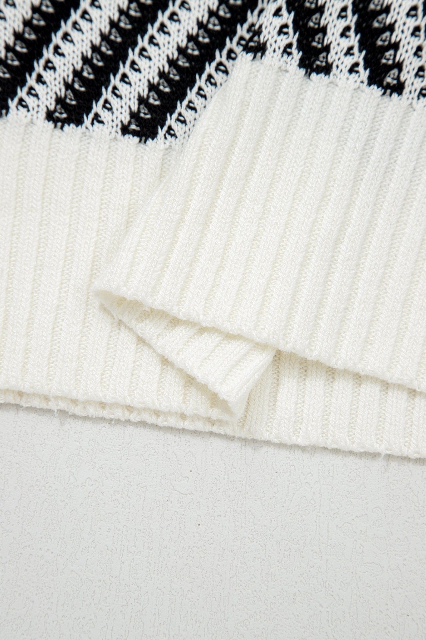 Chevron Contrast V-Neck Sleeveless Sweater Top - Rooted & Reckless Co.