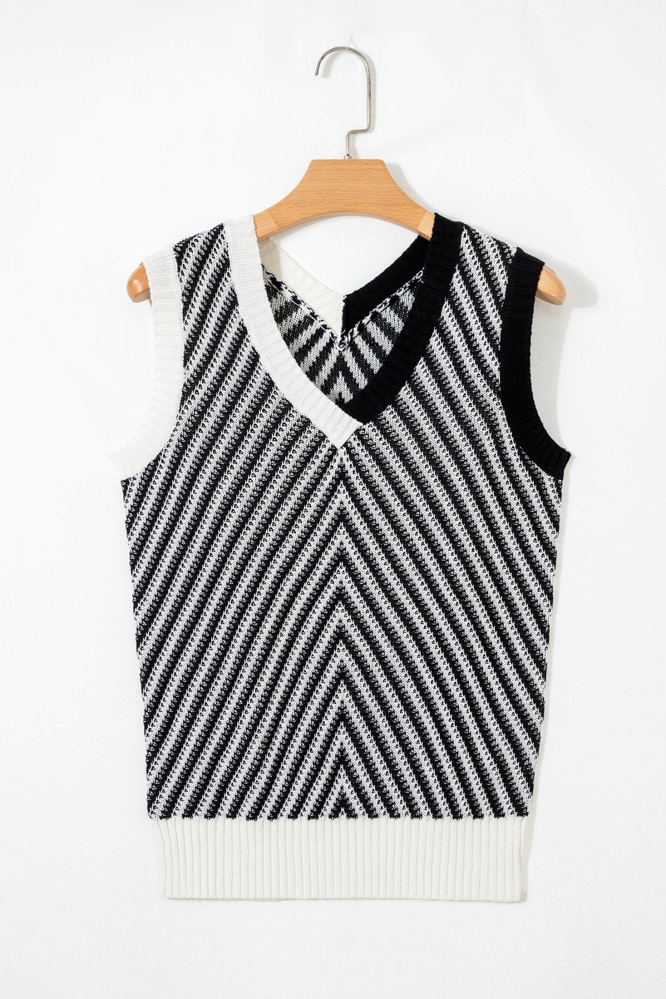 Chevron Contrast V-Neck Sleeveless Sweater Top - Rooted & Reckless Co.