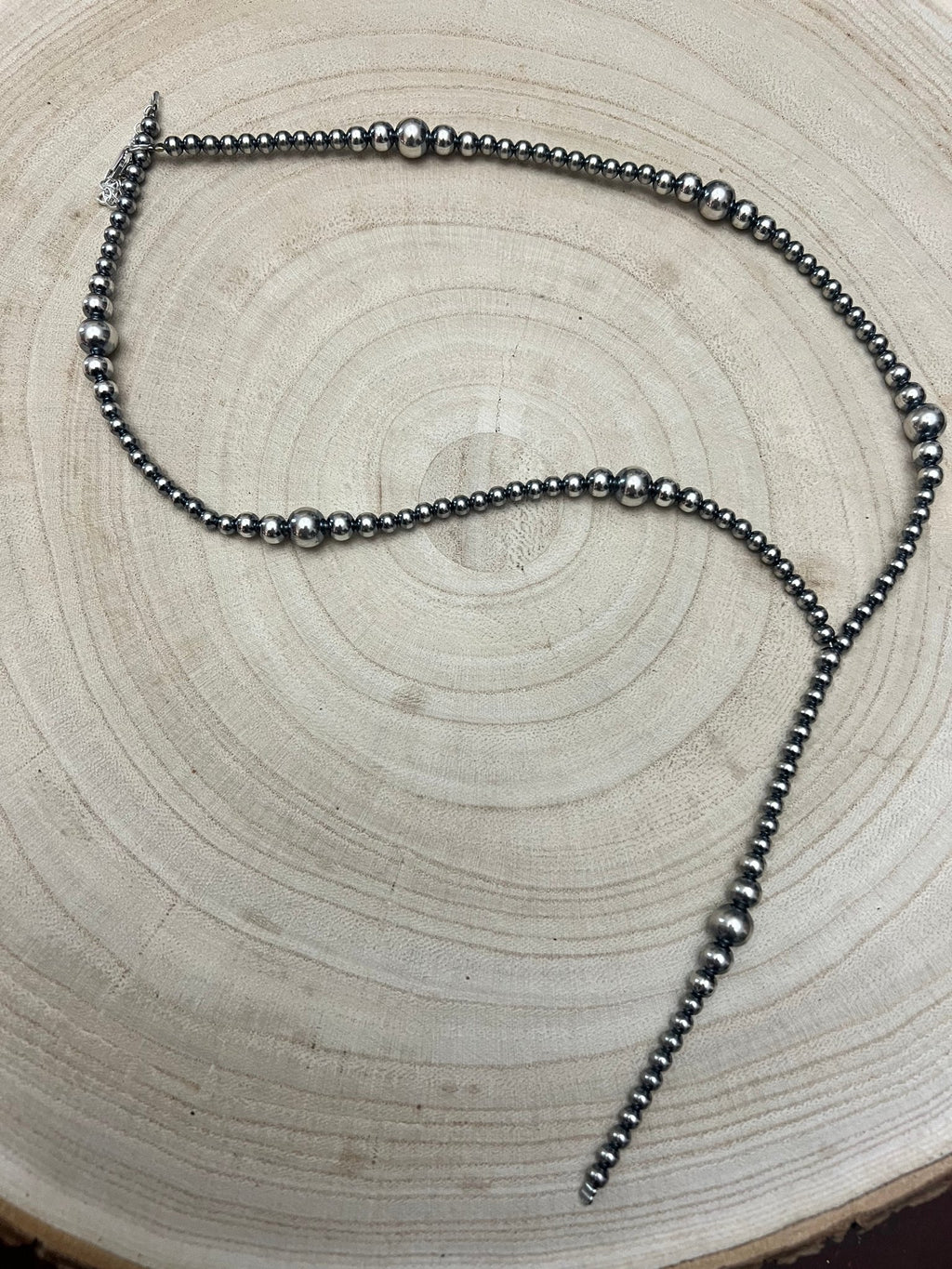 Graduated Sterling Pearl Lariat Necklace — 18 inch (with 4 inch drop, 4-5-6-8mm graduated) - Rooted & Reckless Co.