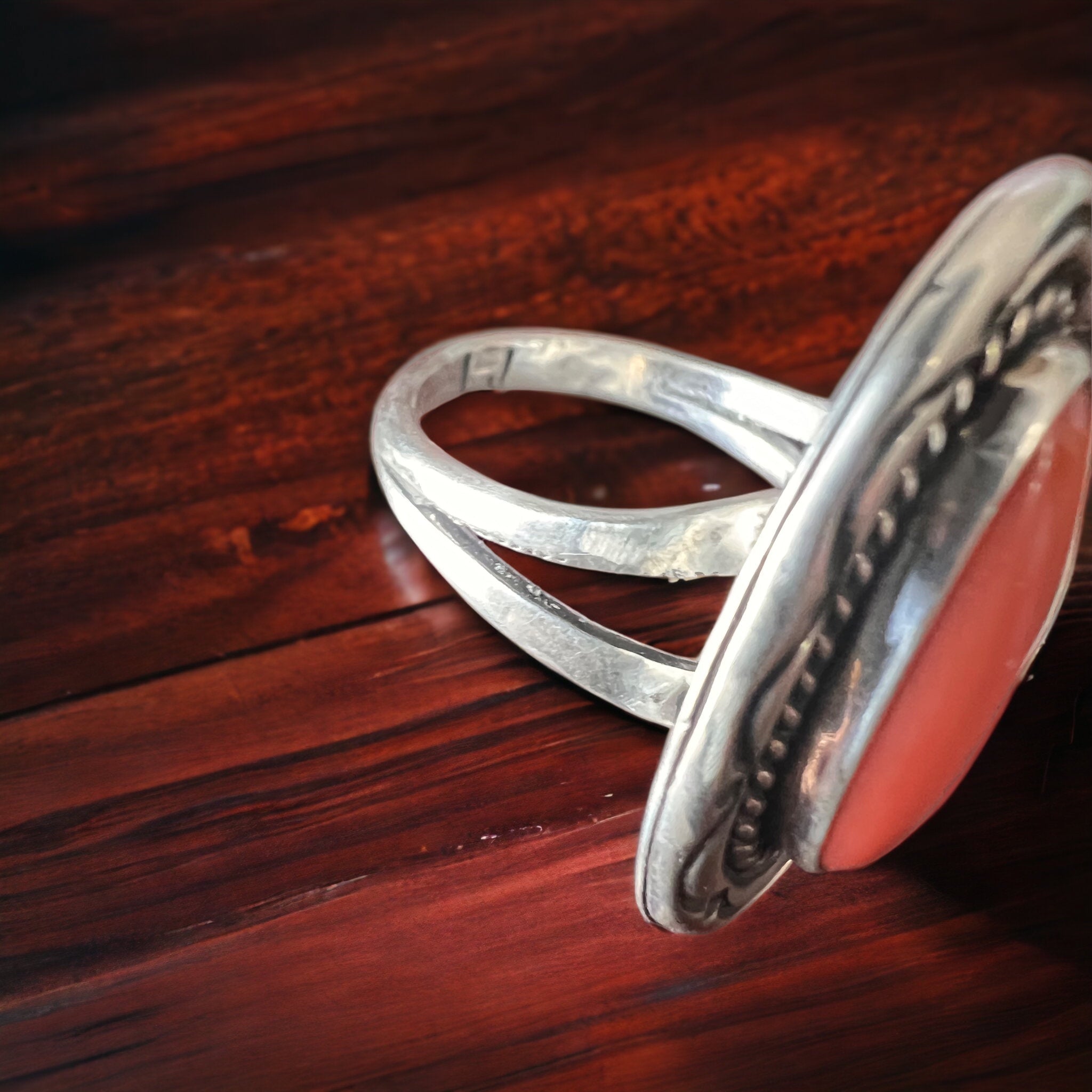 Hallmark LJ Sterling Silver Coral Ring with Leaf Detail — Size 6.5 (Vintage Native American) - Rooted & Reckless Co.