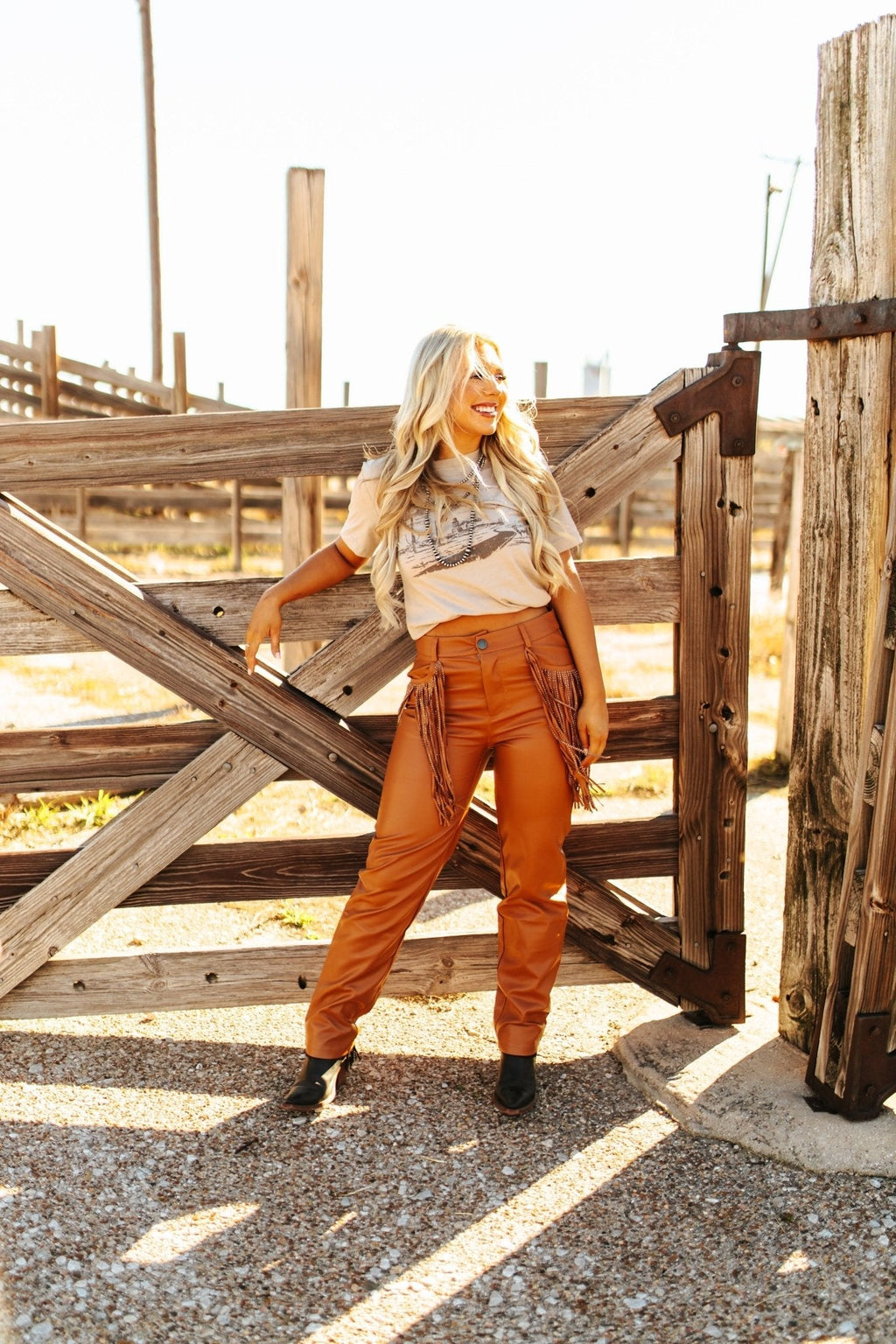 Homestead Horizon Graphic Tee - Rooted & Reckless Co.
