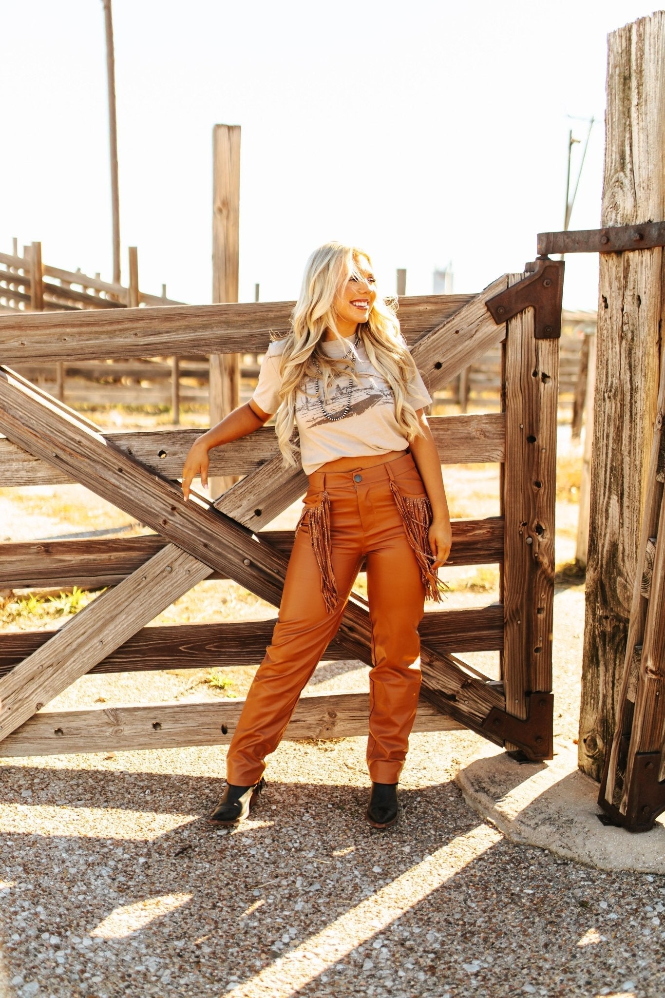 Homestead Horizon Graphic Tee - Rooted & Reckless Co.