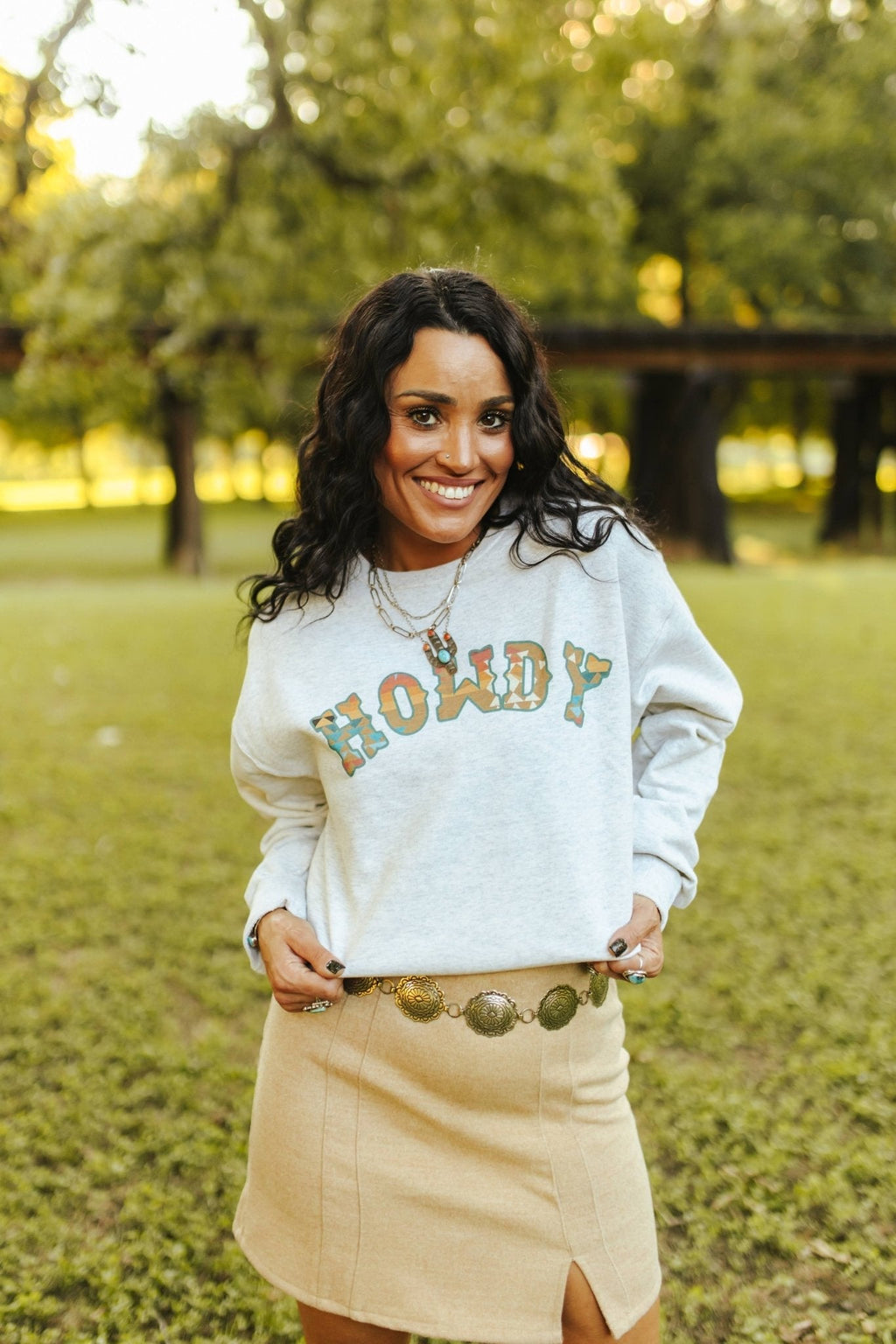 Howdy Graphic Sweatshirt - Rooted & Reckless Co.