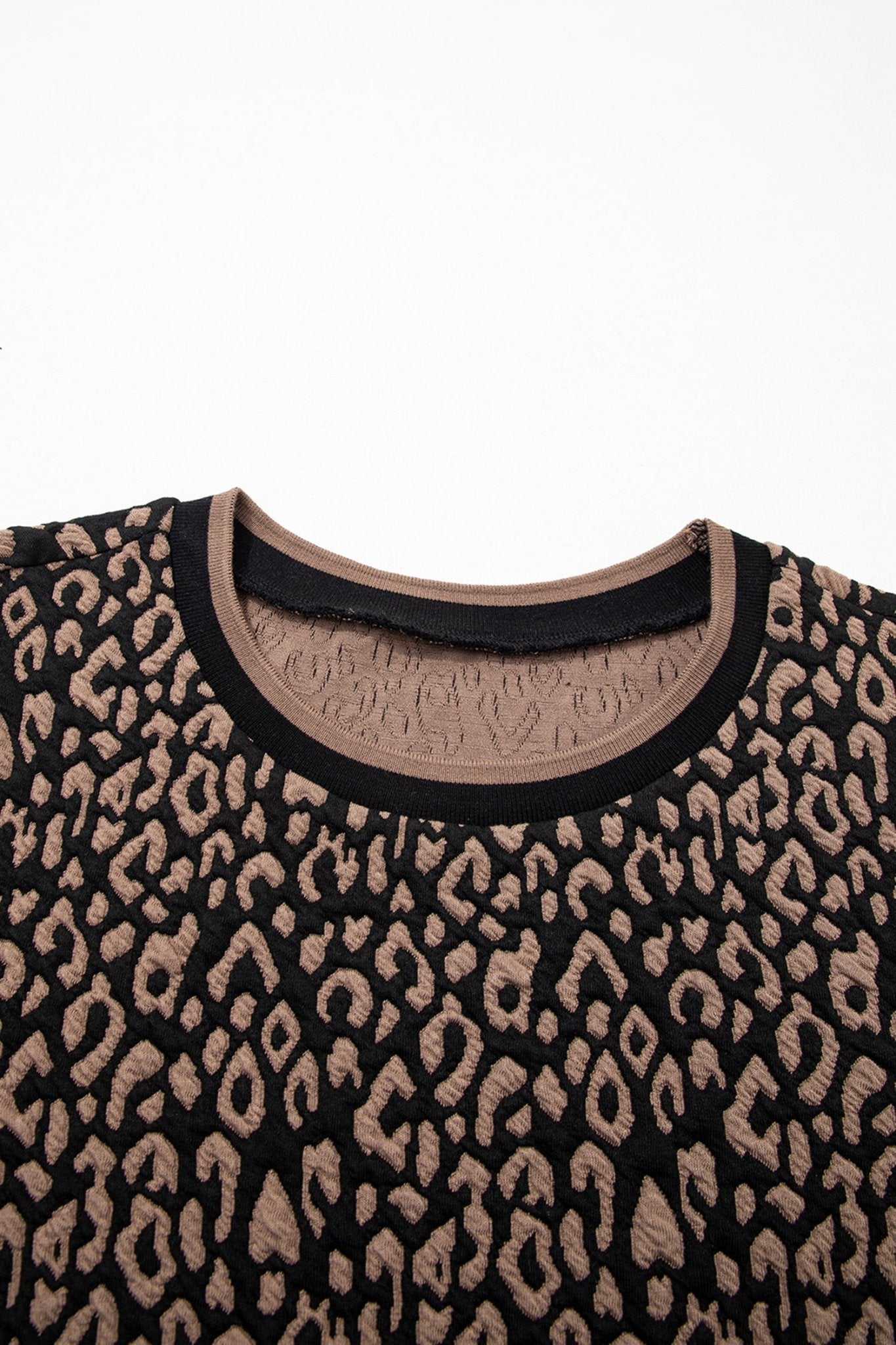 Leopard Contrast Trim Puffy 3/4 Sleeve Top - Rooted & Reckless Co.