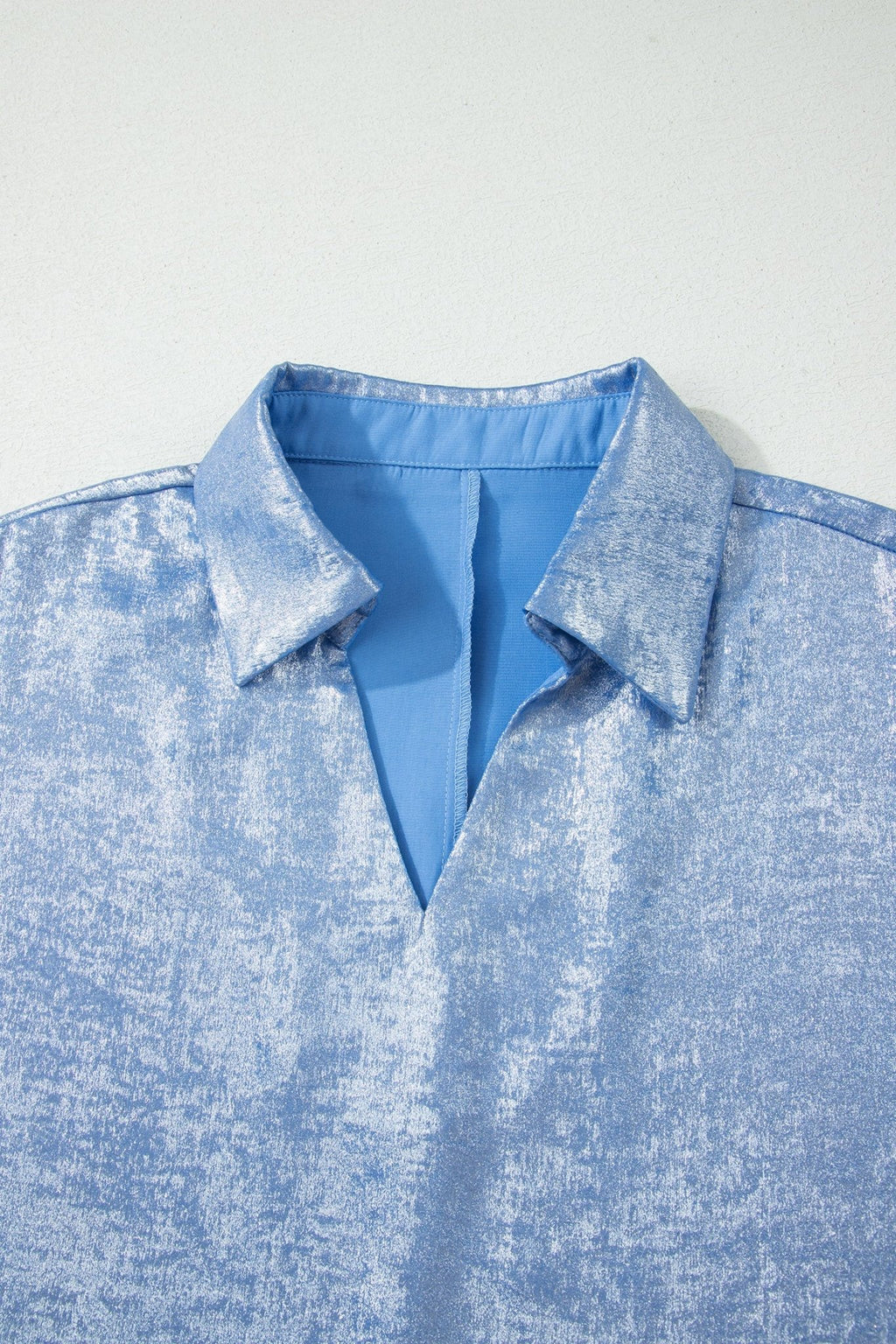 Metallic Collared V-Neck 3/4 Sleeve Top - Rooted & Reckless Co.
