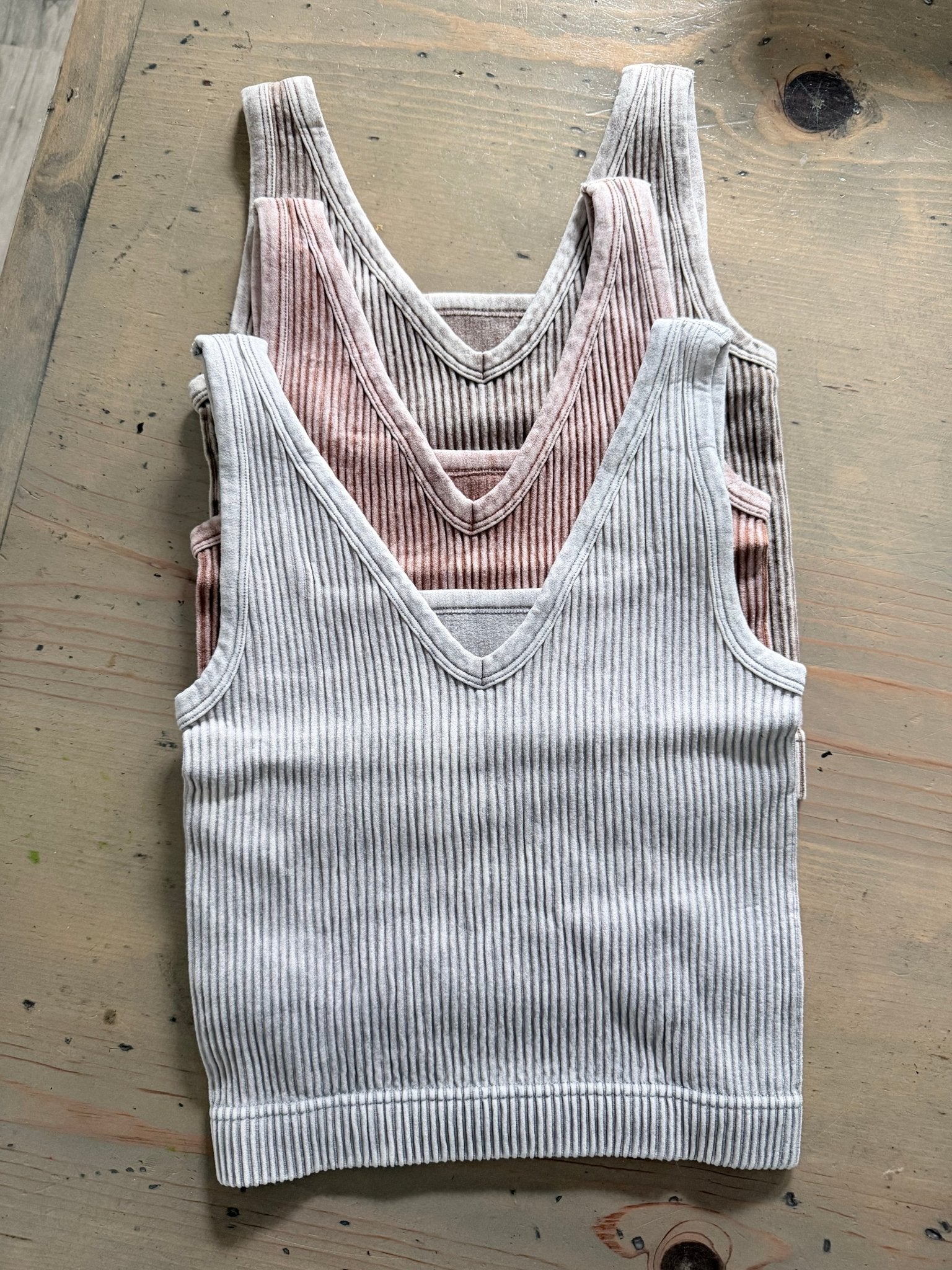 Ribbed V Neck Seamless Tank - Rooted & Reckless Co.