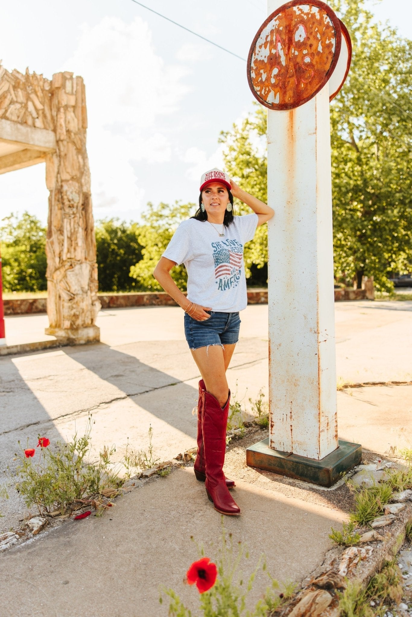 She Loves Jesus & America Graphic Tee - Rooted & Reckless Co.