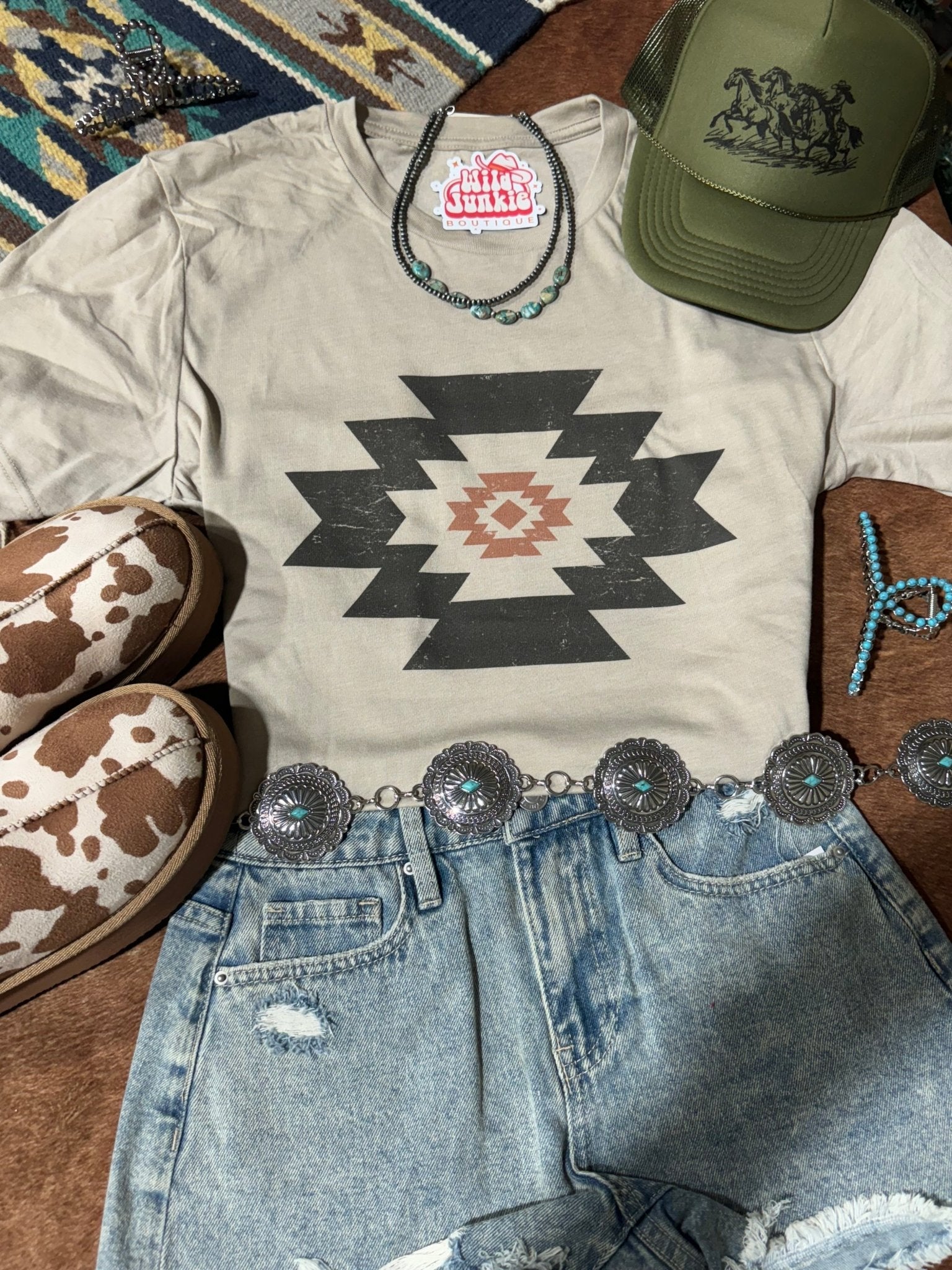 Simple Aztec Graphic Tee - Rooted & Reckless Co.
