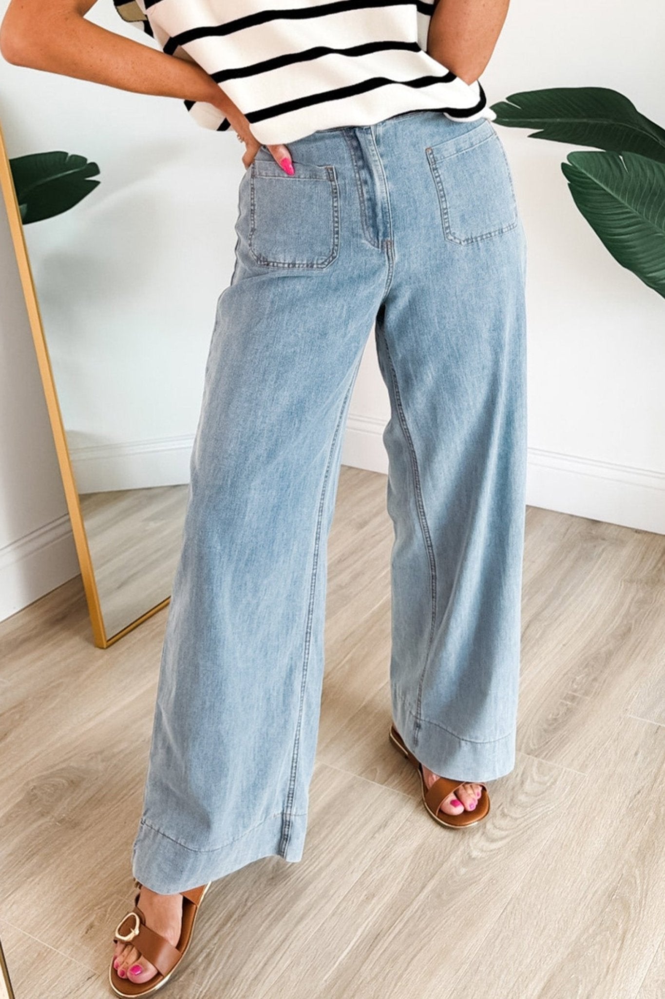 Solid Denim Patch Pocket Straight Leg Jeans - Rooted & Reckless Co.