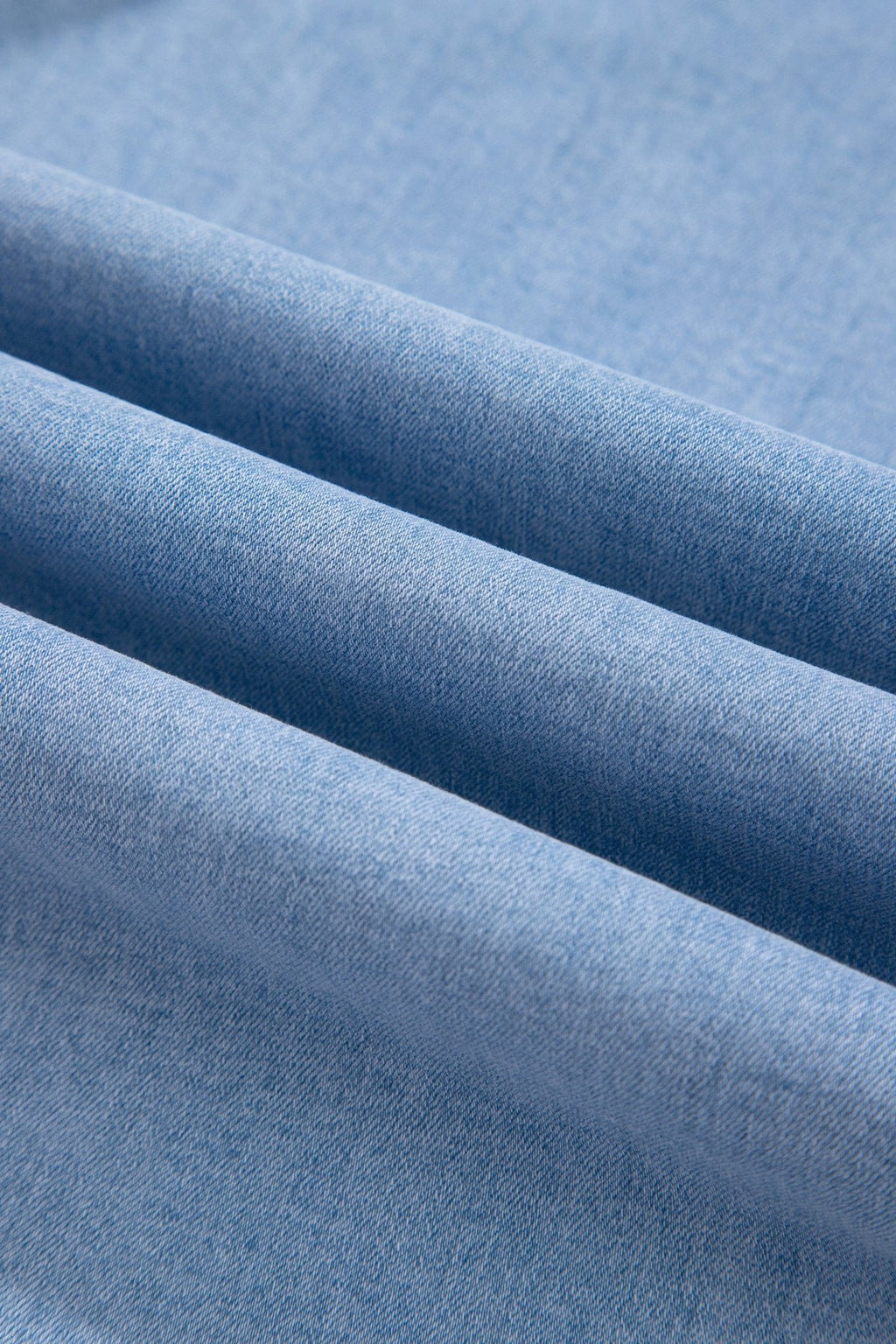 Solid Denim Square Patch Pocket Ankle Length Barrel Jeans - Rooted & Reckless Co.