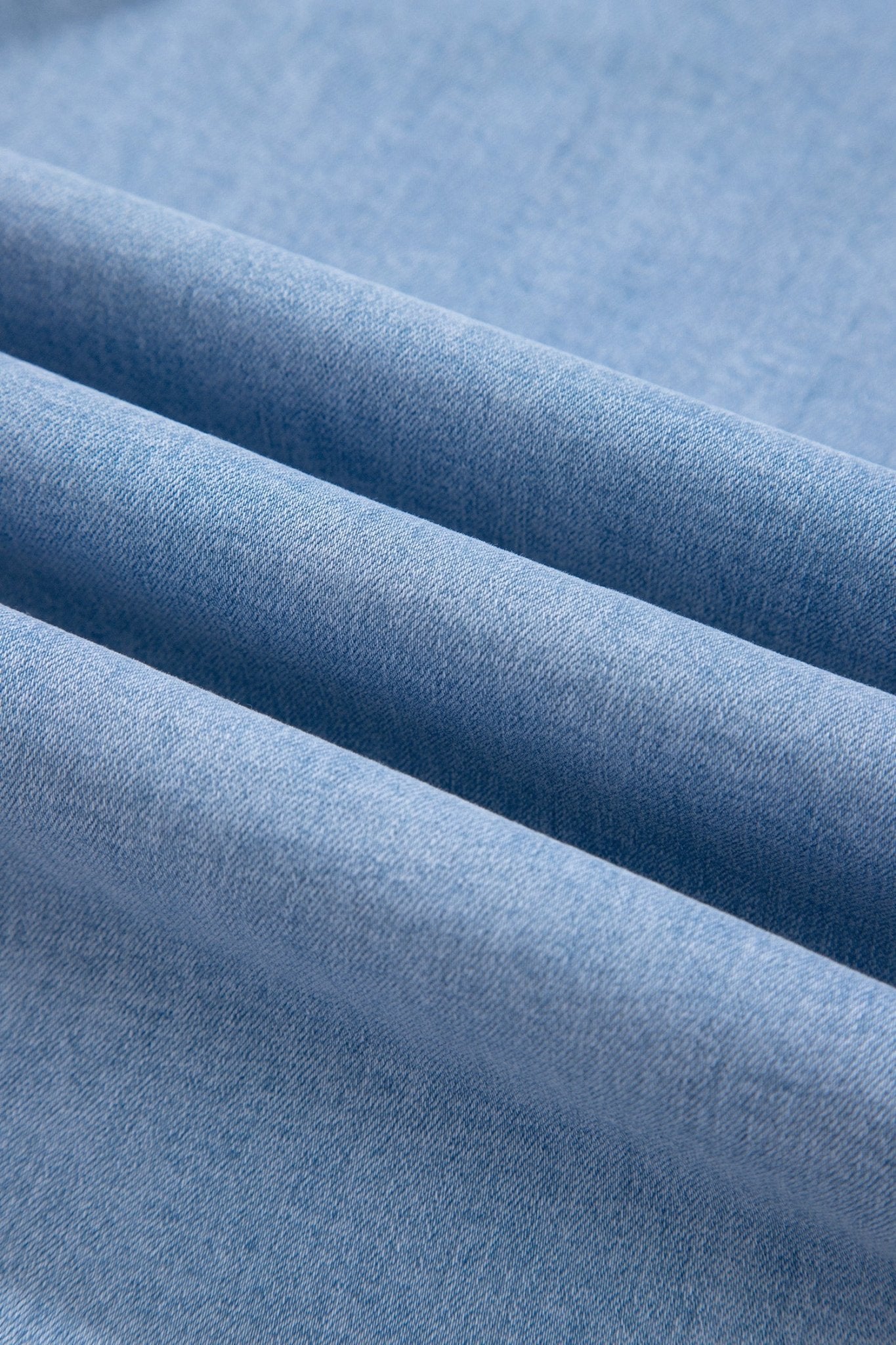 Solid Denim Square Patch Pocket Ankle Length Barrel Jeans - Rooted & Reckless Co.