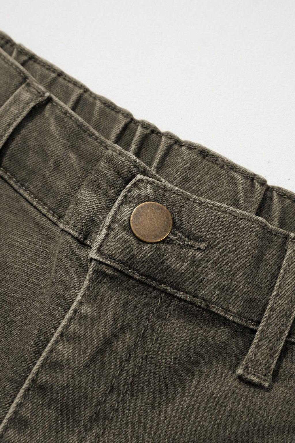 Solid Denim Square Patch Pocket Barrel Jeans - Rooted & Reckless Co.