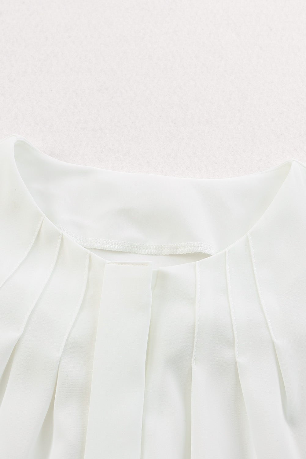 Solid Pleated Crewneck Puff Long Sleeve Shirt - Rooted & Reckless Co.