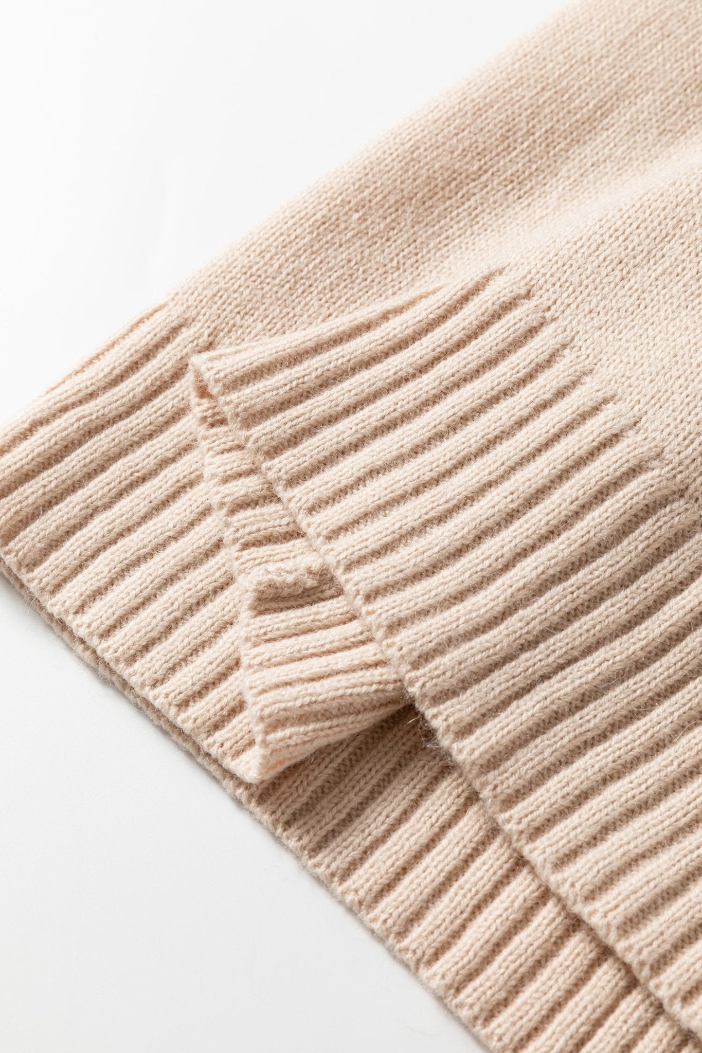 Solid Ribbed Trim Deep V-Neck Sleeveless Tunic Sweater - Rooted & Reckless Co.