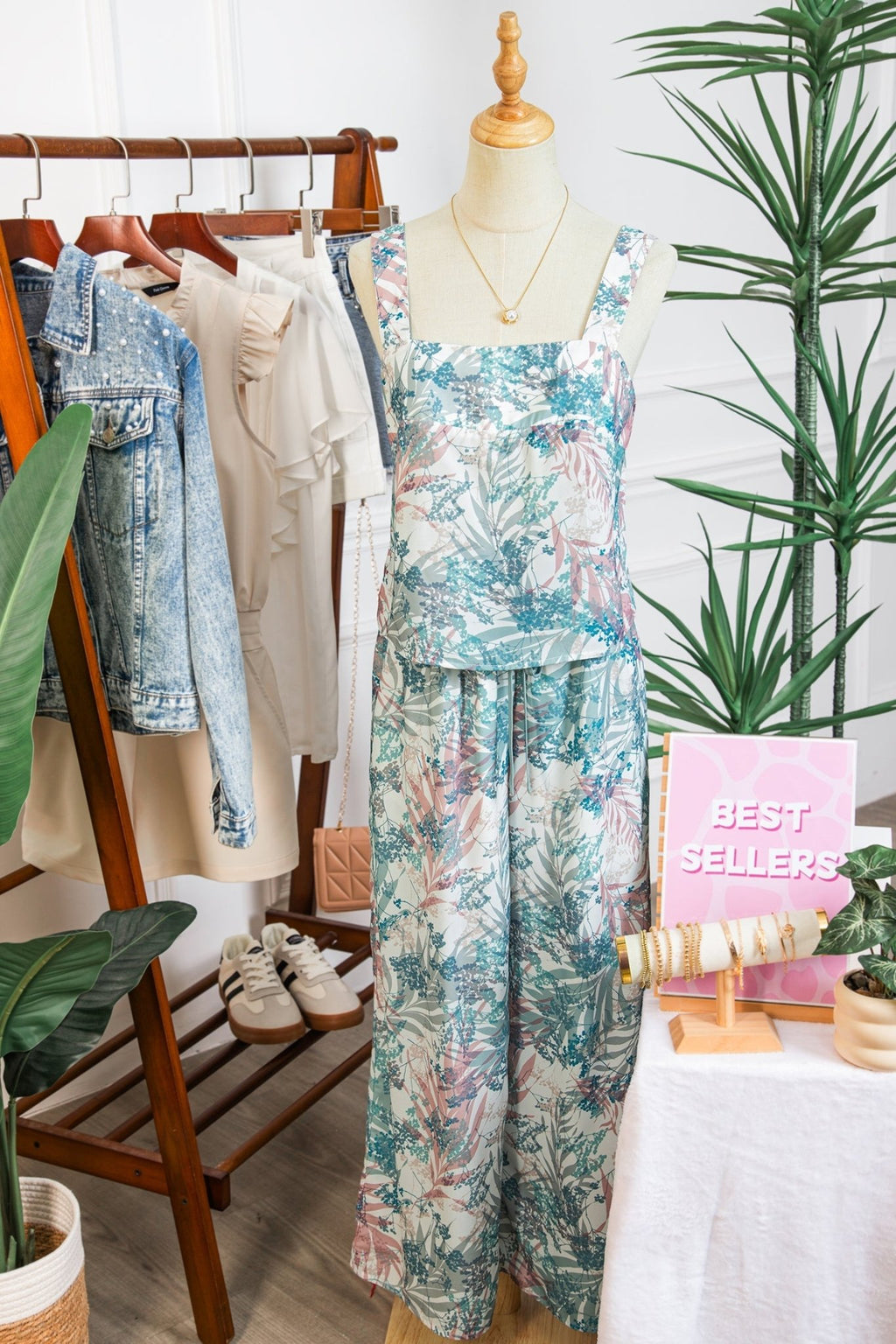Tropical Palm Cropped Tank and Pants Set - Rooted & Reckless Co.