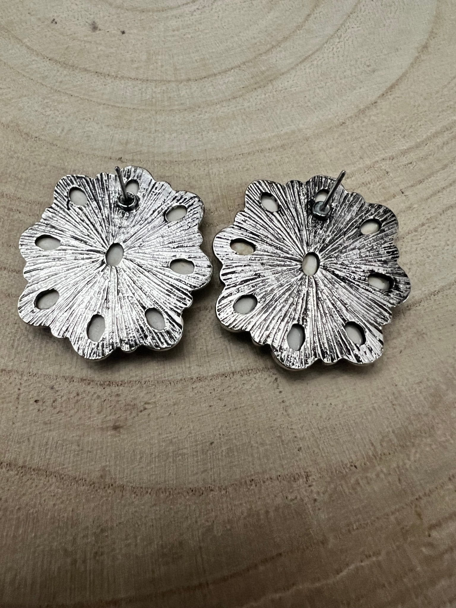 Western Faux Turquoise Cluster Earrings — Oxidized Silver 1" Statement - Rooted & Reckless Co.