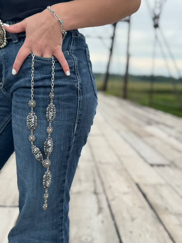 Western Faux White Buffalo Lariat Statement Necklace — 24 Inch Bold Statement - Rooted & Reckless Co.